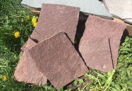 Плитняк лемезит бордовый для цоколя 1,5-2 см купить в Берёзовском