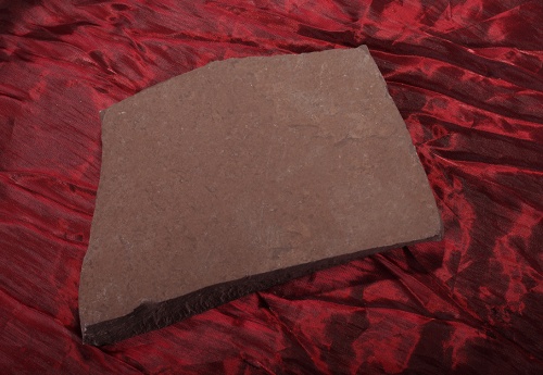 Плитняк лемезит бордовый для цоколя 1,5-2 см купить в Берёзовском