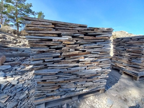 Плитняк златолит серебристый для фасада купить в Берёзовском