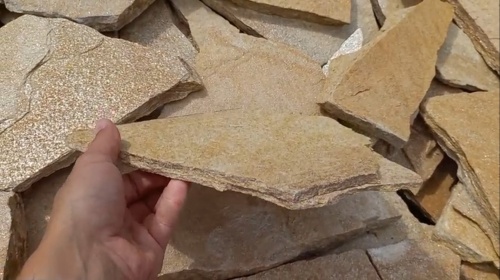 Плитняк златолит жёлтый для цоколя купить в Берёзовском