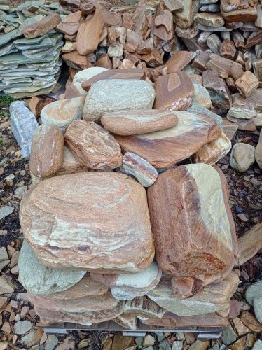 Златолит жёлтый, жёлто-зелёный глыбки и валуны для ланшафтного дизайна купить в Берёзовском