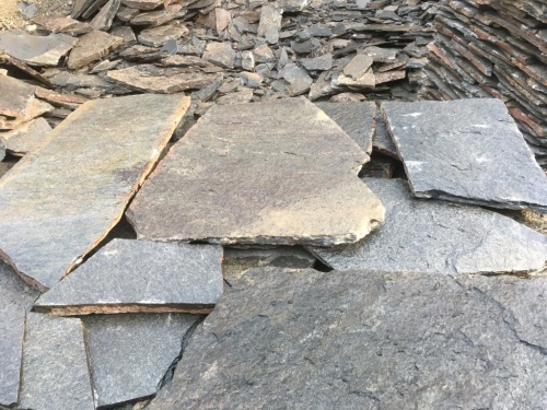 Серицит для облицовки цоколя, отмостки купить в Берёзовском